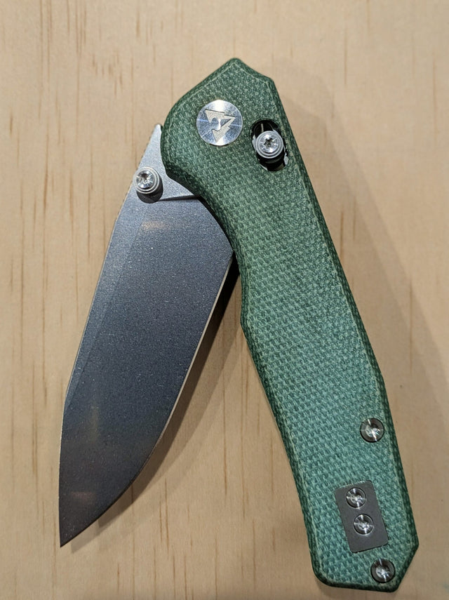Folding Knives
