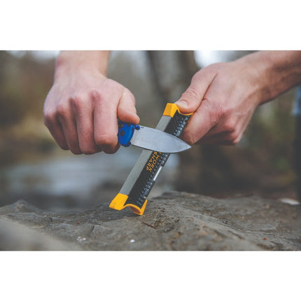 Work Sharp WSGPS Guided Pocket Sharpener - in use